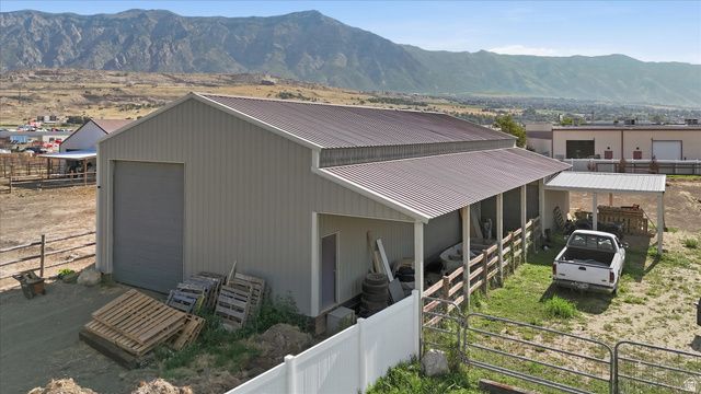 3702 N HIGLEY RD, Farr West, UT 84404