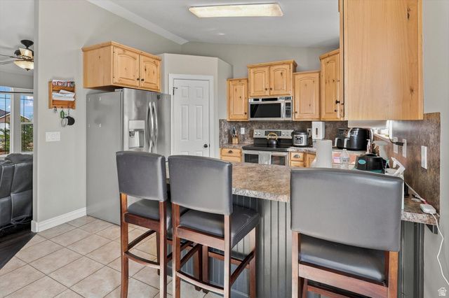 3702 N HIGLEY RD, Farr West, UT 84404