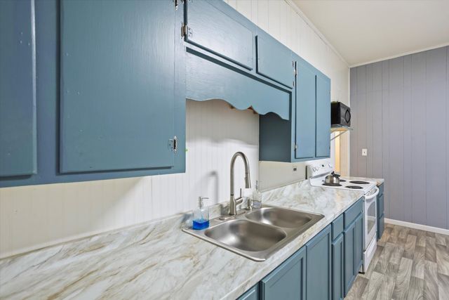 444 Academy Street, Barnwell, SC 29812