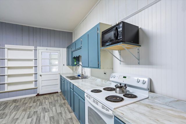 444 Academy Street, Barnwell, SC 29812