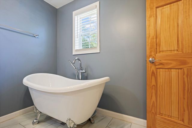 444 Academy Street, Barnwell, SC 29812