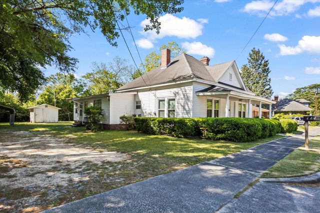 444 Academy Street, Barnwell, SC 29812