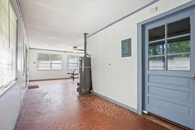 444 Academy Street, Barnwell, SC 29812