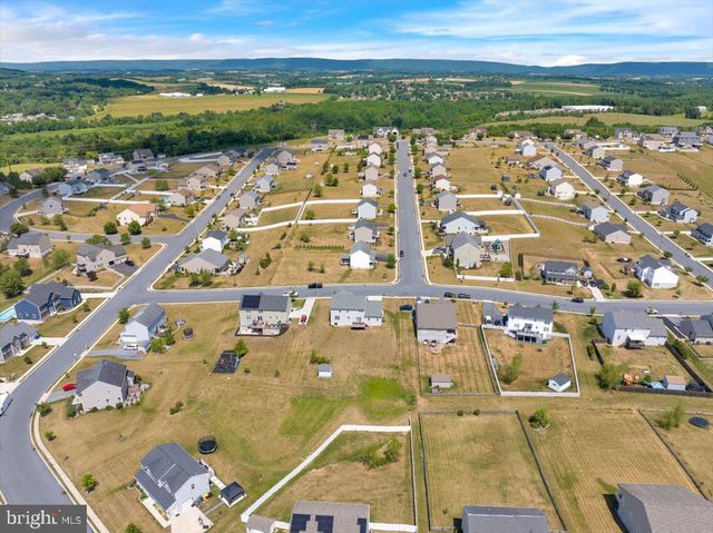 22 ROME DR, Leesport, PA 19533