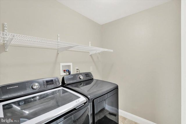22 ROME DR, Leesport, PA 19533