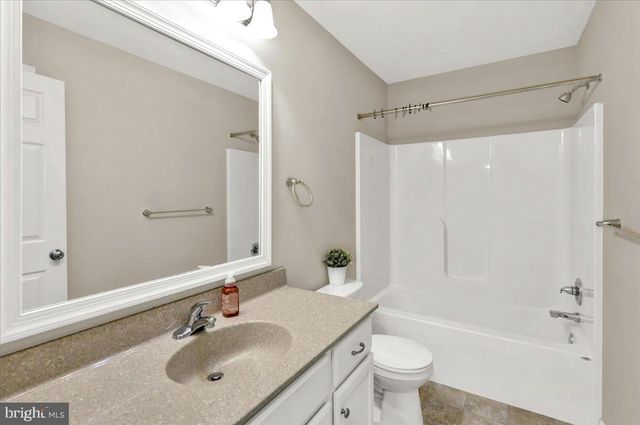 22 ROME DR, Leesport, PA 19533