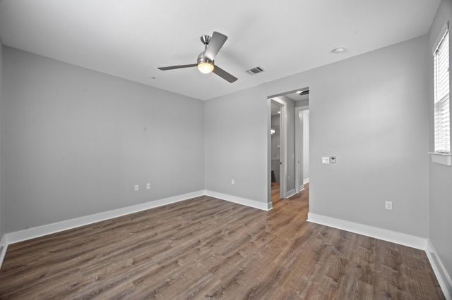 2222 Simond Ave E, Austin, TX 78723