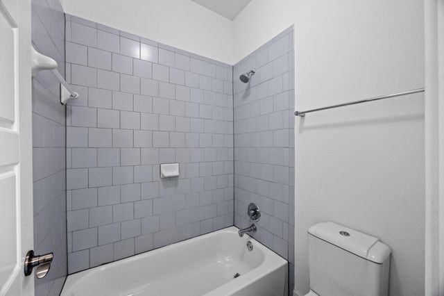 2222 Simond Ave E, Austin, TX 78723