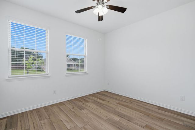 1312 Pistachio Drive, Azle, TX 76020