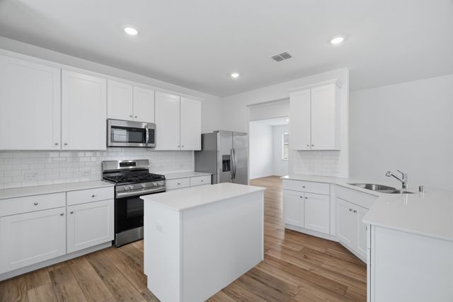 1312 Pistachio Drive, Azle, TX 76020