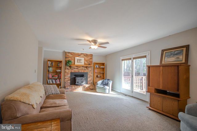 5867 KIRKNEWTON DR, Salisbury, MD 21804