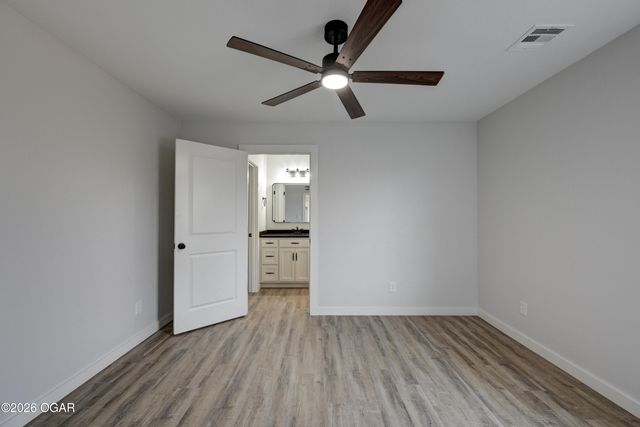 1716 Robertson Avenue, Carthage, MO 64836