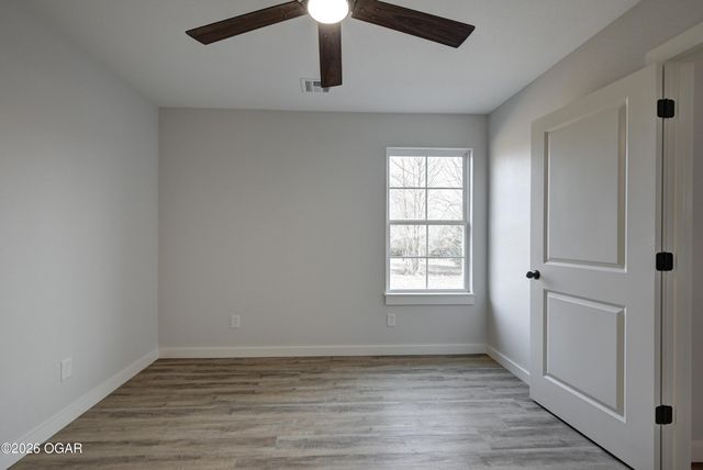 1716 Robertson Avenue, Carthage, MO 64836