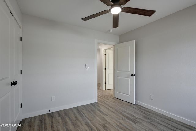 1716 Robertson Avenue, Carthage, MO 64836