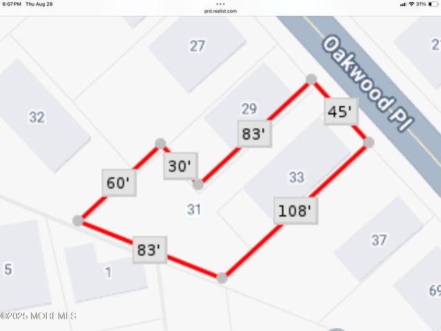 33 Oakwood Place, Keansburg, NJ 07734