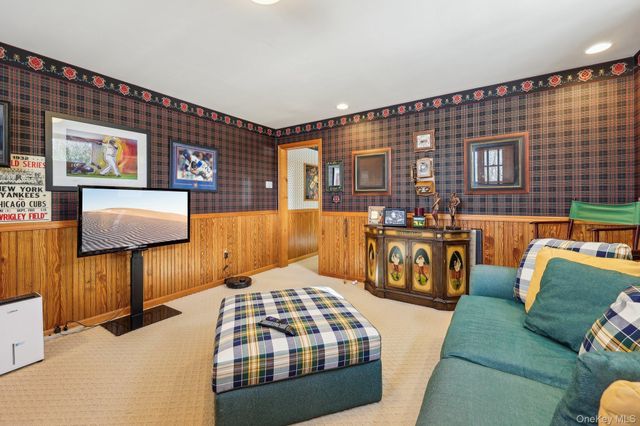 163 Blooms Corners Road, Warwick, NY 10990