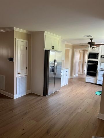 13128 Lamar Moran Rd, St Amant, LA 70774