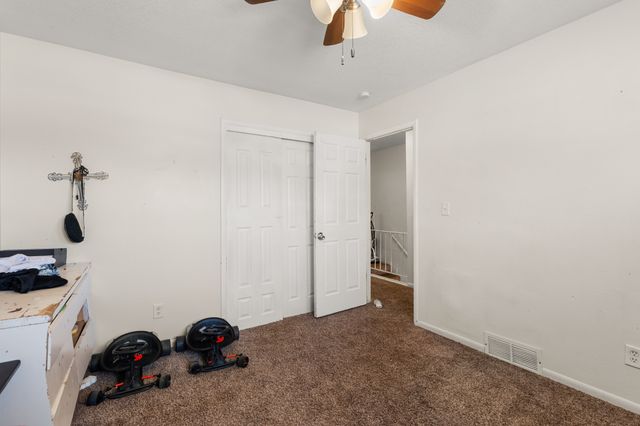 612 Mckinley Avenue, Des Moines, IA 50315