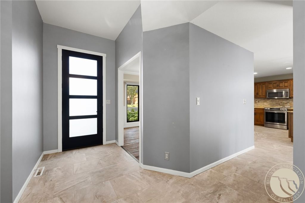 3230 Ben Hogan Lane, Billings, MT 59106 photo 5