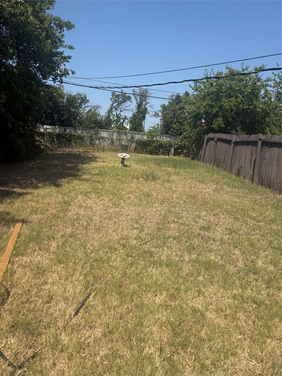 6437 Lontos Drive, Dallas, TX 75214