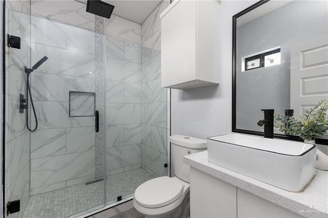 100 Yasmin Street, Weslaco, TX 78596