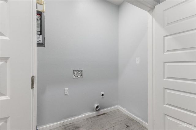 100 Yasmin Street, Weslaco, TX 78596