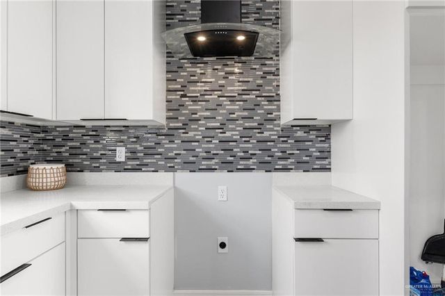 100 Yasmin Street, Weslaco, TX 78596