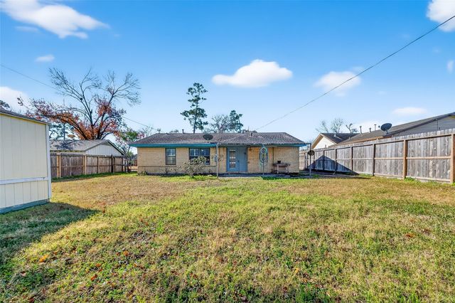 4202 Marlborough Drive, Houston, TX 77092