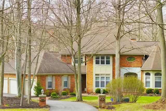 12 Buck Thorn, Victor, NY 14564