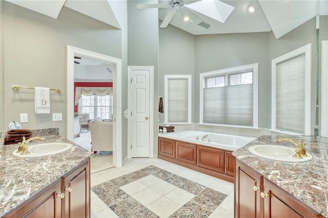 12 Buck Thorn, Victor, NY 14564