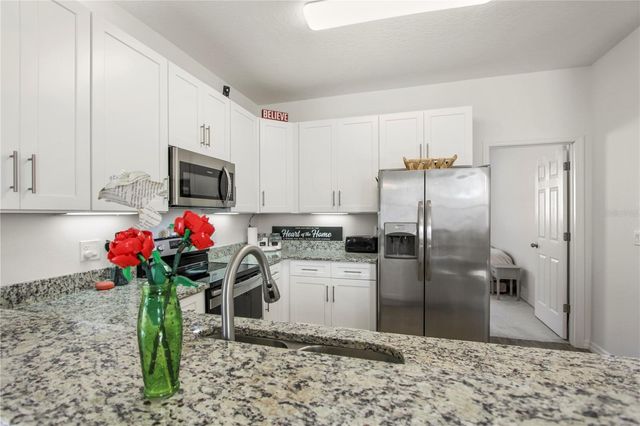 142 PINEVIEW DRIVE, Oviedo, FL 32765