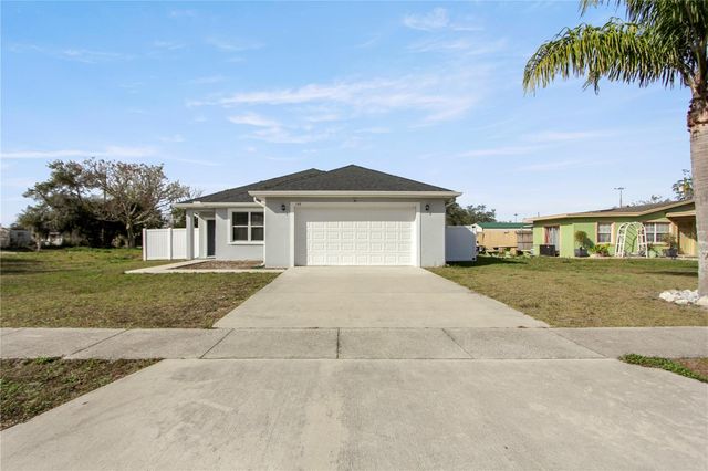 142 PINEVIEW DRIVE, Oviedo, FL 32765