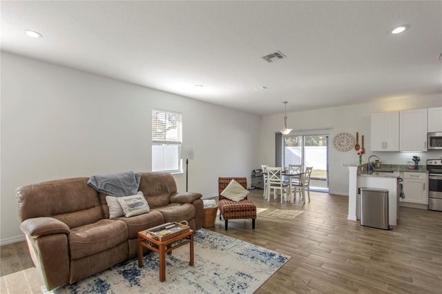 142 PINEVIEW DRIVE, Oviedo, FL 32765