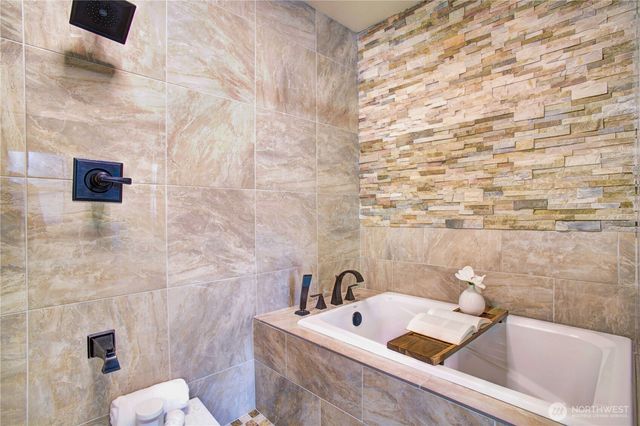 17615 NE 130th Ct. W, Redmond, WA 98052