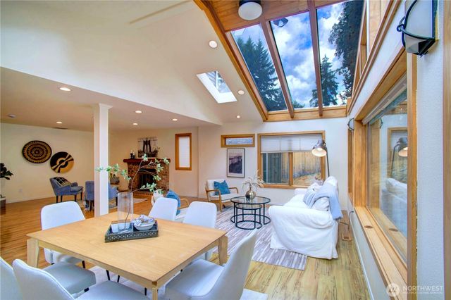 17615 NE 130th Ct. W, Redmond, WA 98052