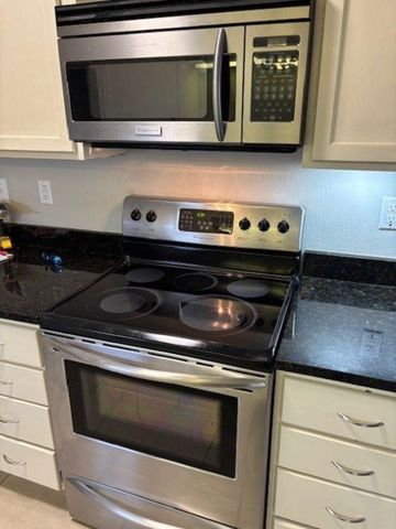 307 Quarry ST, San Marcos, TX 78666