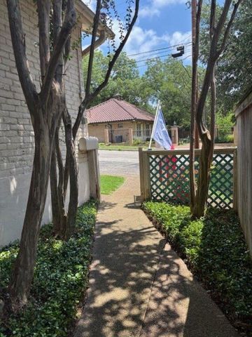 307 Quarry ST, San Marcos, TX 78666