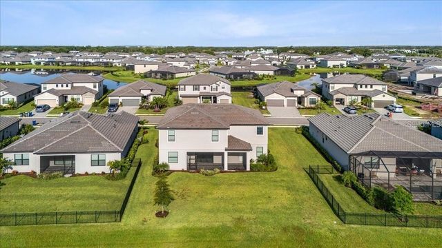 4873 SEAFOAM TRAIL, Bradenton, FL 34211