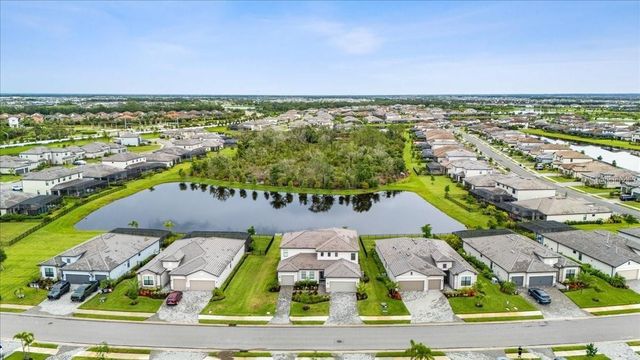 4873 SEAFOAM TRAIL, Bradenton, FL 34211