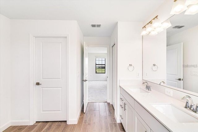 4873 SEAFOAM TRAIL, Bradenton, FL 34211