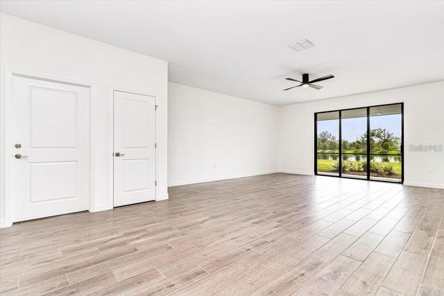 4873 SEAFOAM TRAIL, Bradenton, FL 34211