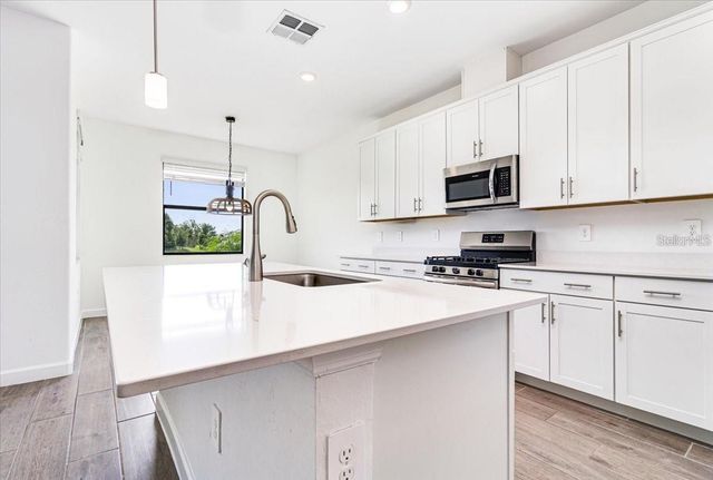 4873 SEAFOAM TRAIL, Bradenton, FL 34211