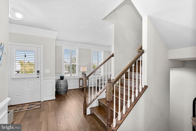 18433 PRESIDIO PL, Round Hill, VA 20141