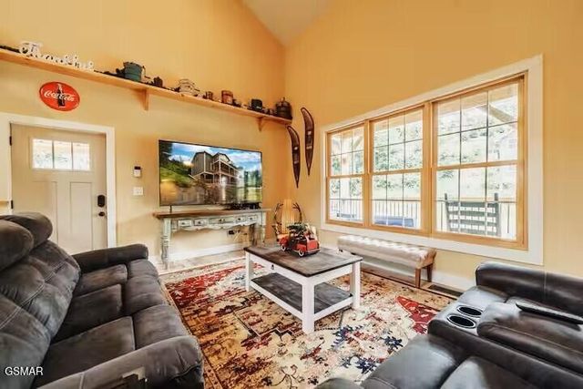 260 Circle Drive, Gatlinburg, TN 37738