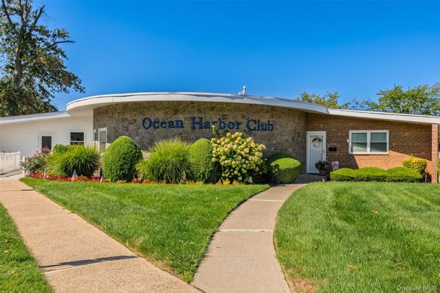 4 Rose Street Building 2 Building 2, Unit C1, Oceanside, NY 11572