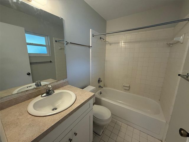 4220 NW 21ST STREET, Gainesville, FL 32605