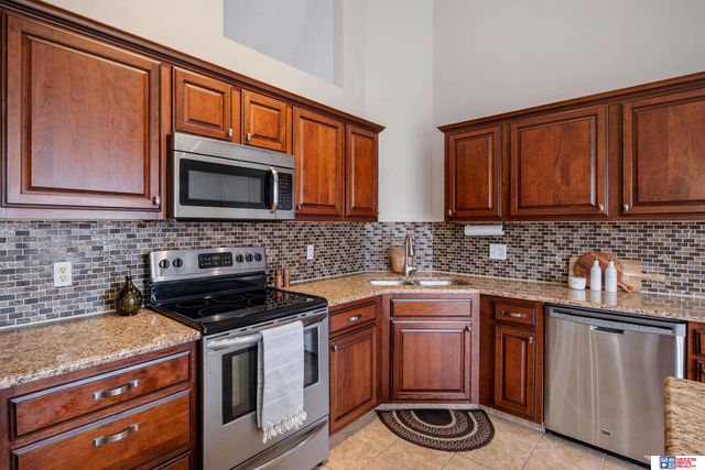 6411 S 162nd Avenue, Omaha, NE 68135