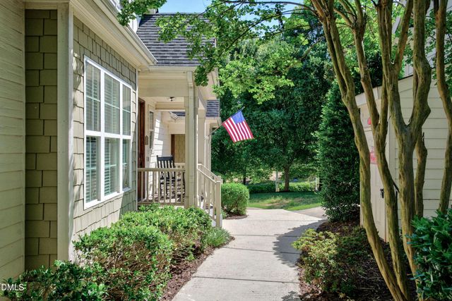 2745 Oberlin 103, Raleigh, NC 27608
