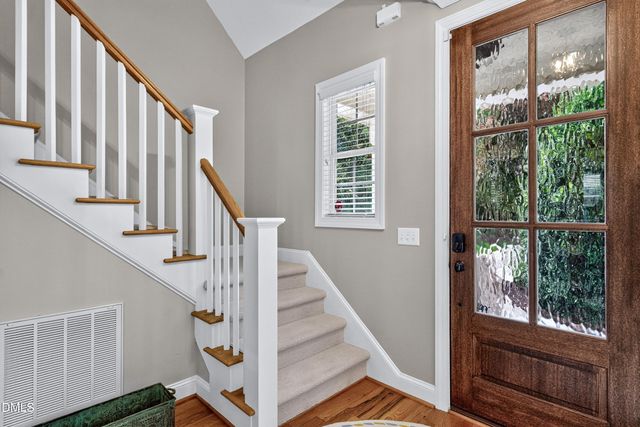 2745 Oberlin 103, Raleigh, NC 27608