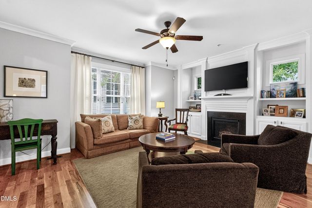 2745 Oberlin 103, Raleigh, NC 27608